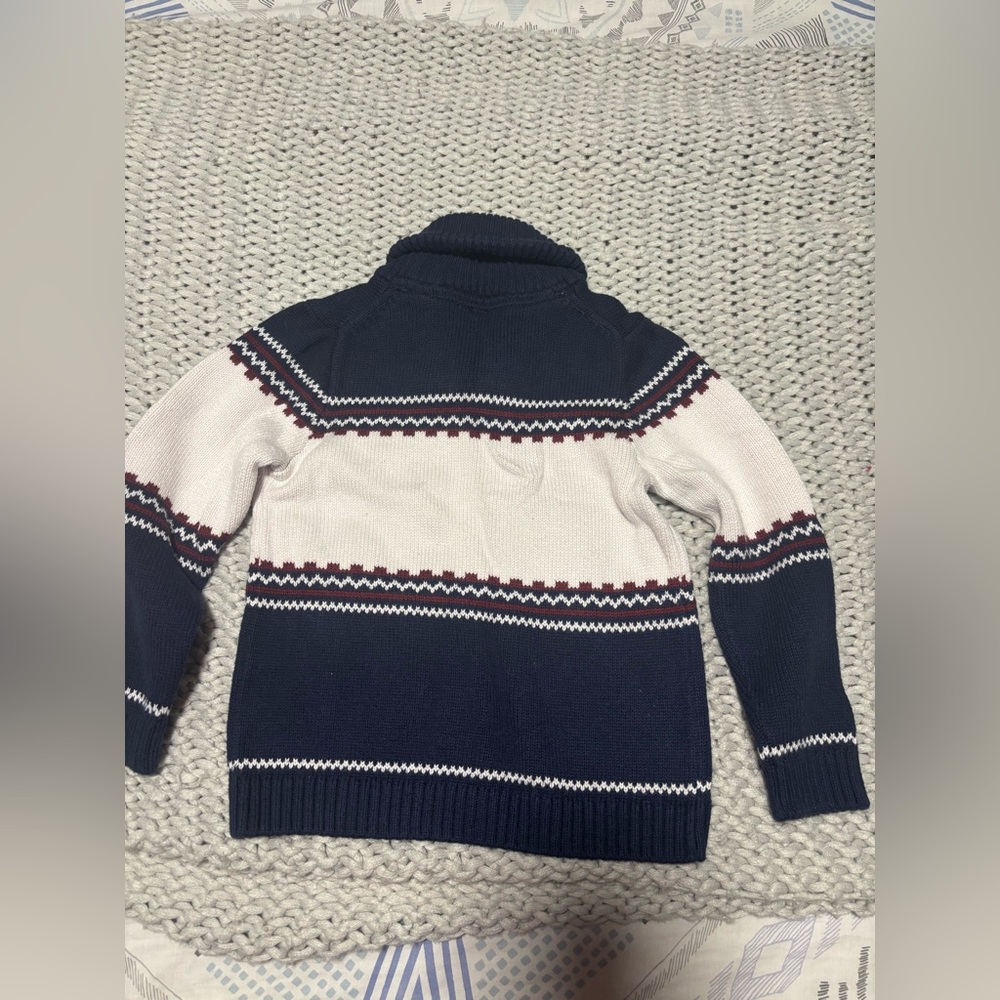 Festive Navy and Cream Sweater - Picture 3 of 3